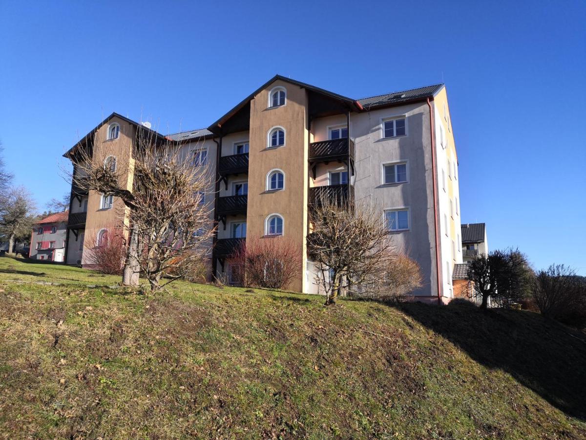 Apartment Lipno Sumava Pro 8 Hostu Липно-над-Влтавой Экстерьер фото